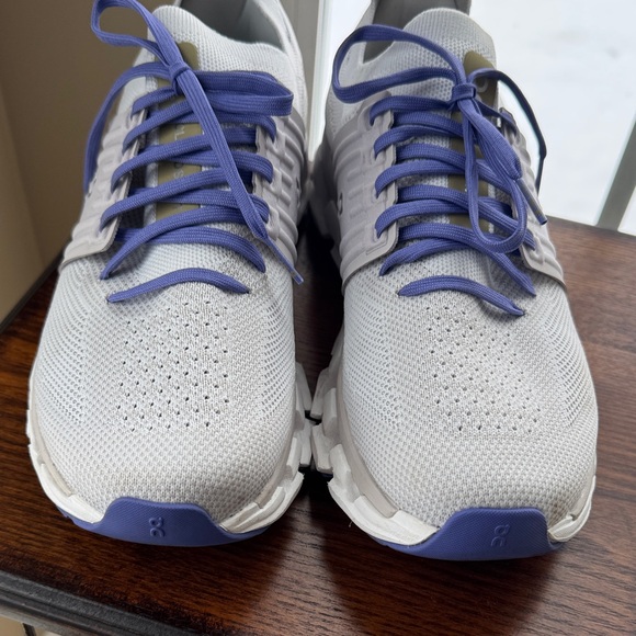On Running Women's White/gray and Purple Sneakers - Picture 8 of 9